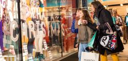 Eindeloos winkelen in Almere Centrum