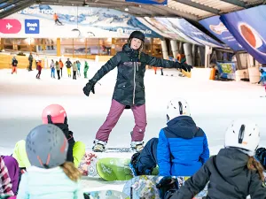 Les van gediplomeerde instructeurs. Foto: SnowWorld © Meijs