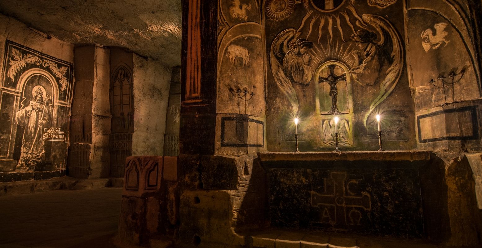 Ontdek de geheimen in de donkere grot. Foto: Kasteelruïne & Fluweelengrot Valkenburg