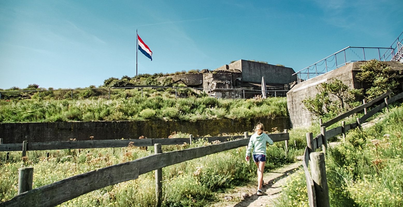 Ontdek Forteiland IJmuiden met zijn enorme fort. Foto: Forten.nl