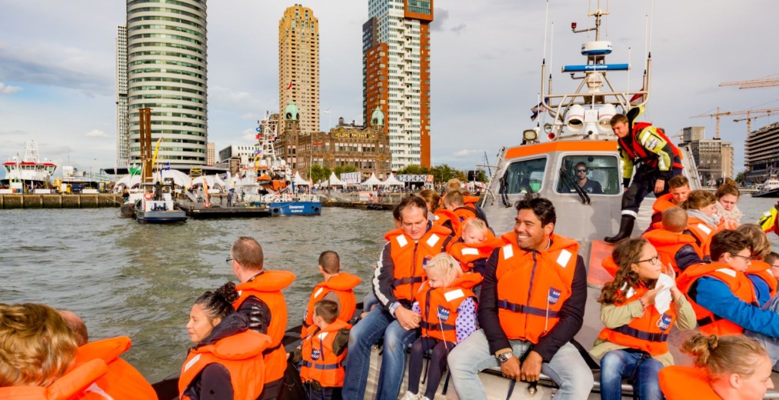 Ga op excursie en vaar door de grootste haven van Europa. Foto: Wereldhavendagen © Anne Reitsma Fotografie