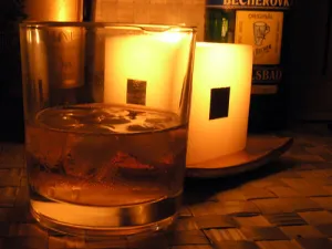 Proef van de beste whisky Tijd voor een lekker glaasje whisky. Foto: sxc.hu
