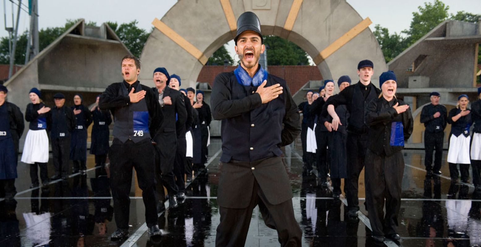 Scène uit theaterspektakel Het Pauperparadijs. Foto: Theatervoorstelling Het Pauperparadijs