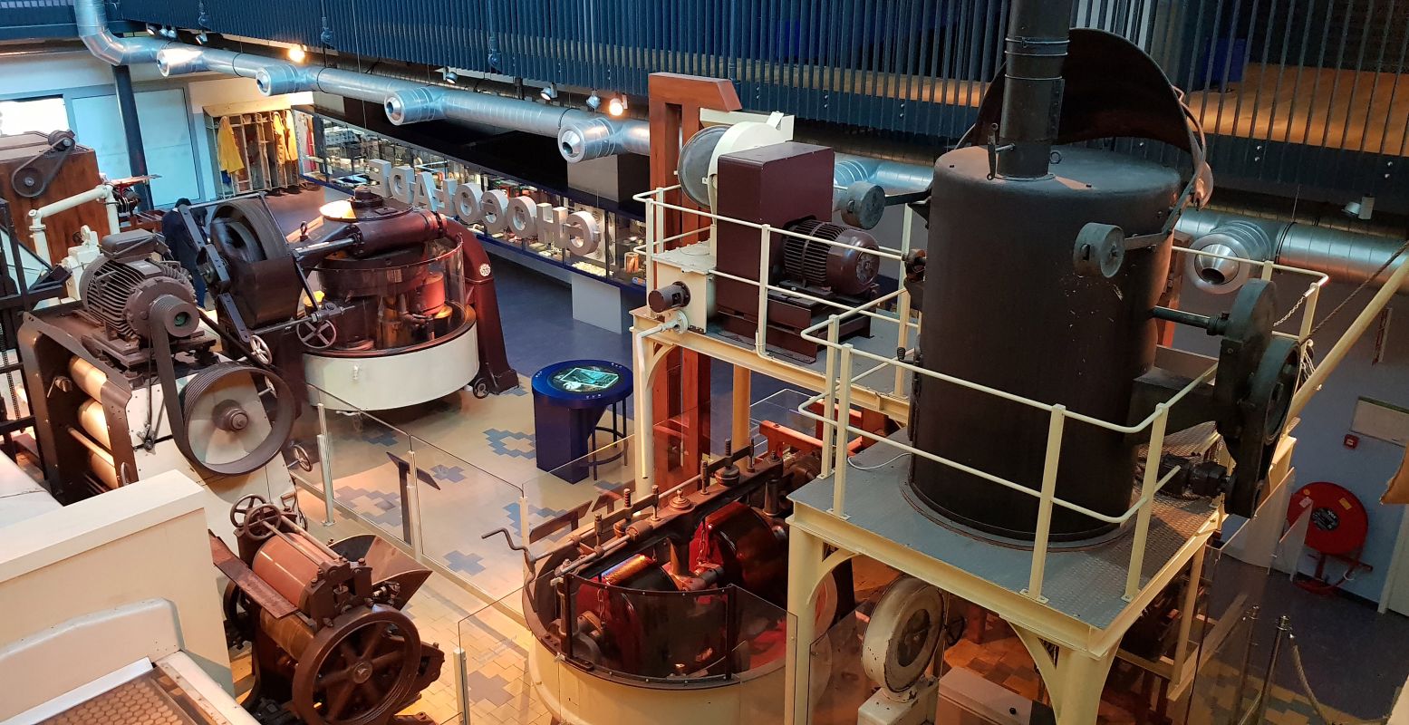 De authentieke machines uit begin 1900 waarmee chocola werd gemaakt in de eerste Verkadefabriek. Foto: DagjeWeg.NL Â© Tonny van Oosten