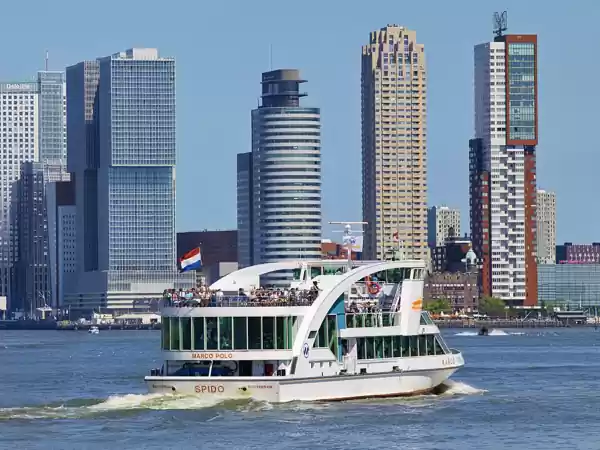 Spido Rotterdam Ontdek Rotterdam vanaf het water. Foto: Spido