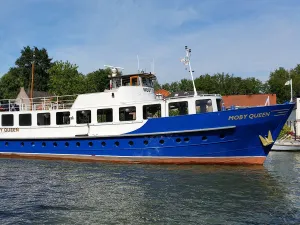 De Moby Queen onderweg. Foto: Partyrederij Tisset