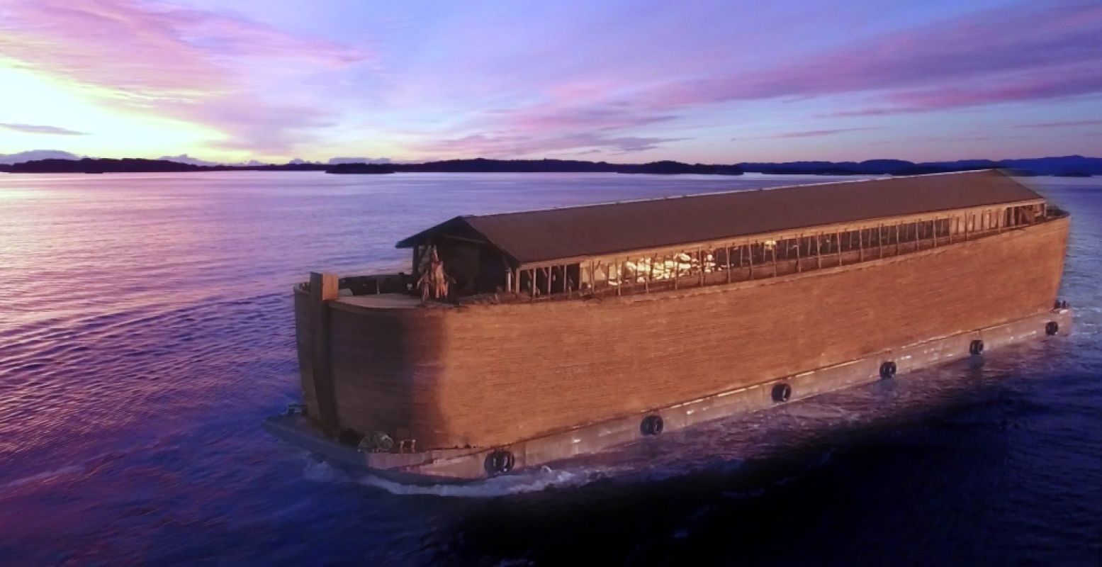 De Ark in actie. Vanaf 25 mei ligt het bijbelmuseum in de haven van Wageningen. Foto: De VerhalenArk, Bigship BV.