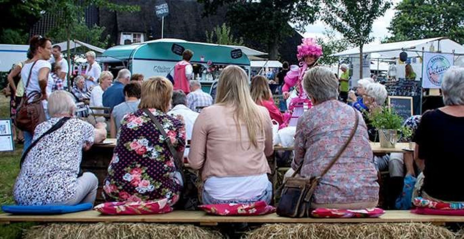 Lekker smullen op het festival voor lekkerbekken. Foto: Festival der Zoete Verleiding