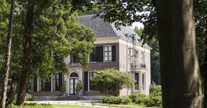 Ontdek de historie van Frans Blaauw en Louise Six op Gooilust Ontdek de historie van Frans Blaauw en Louise Six op GooilustFoto geüpload door gebruiker Natuurmonumenten.