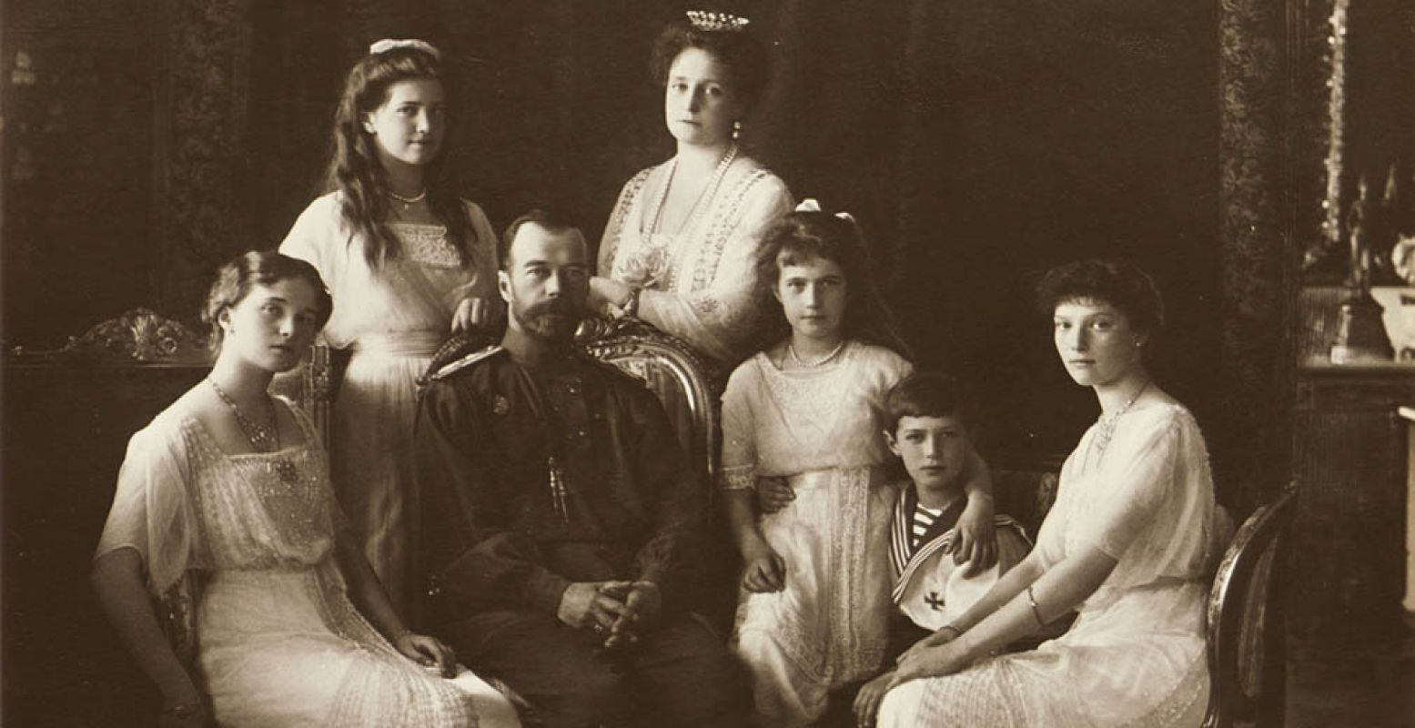 Het gezin van tsaar Nicolaas II, 1914. Foto: Atelier Boissonnas & Eggler © GARF, State Archive of the Russian Federation.