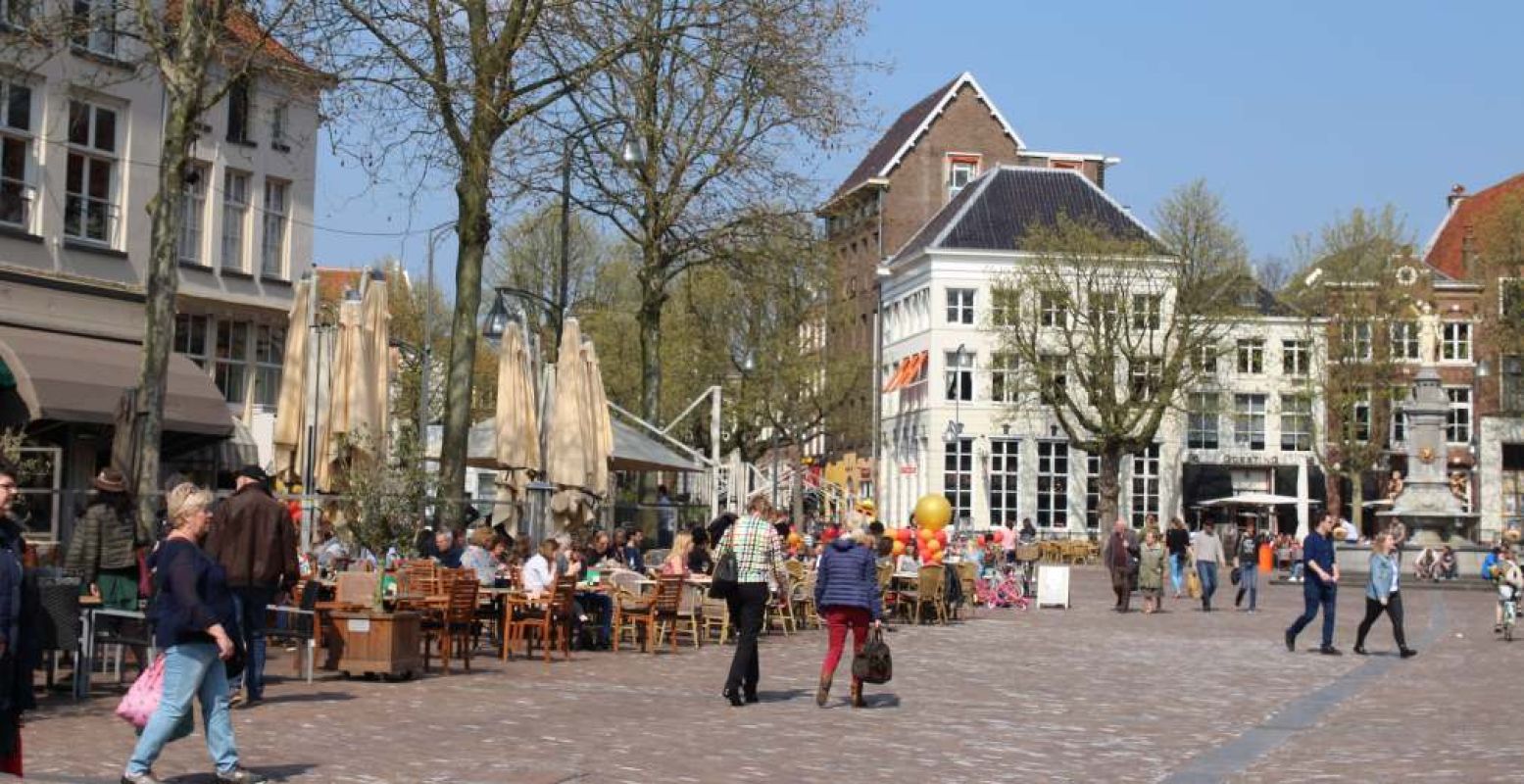 Stadshart Brink is altijd gezellig. Foto: Redactie DagjeWeg.NL