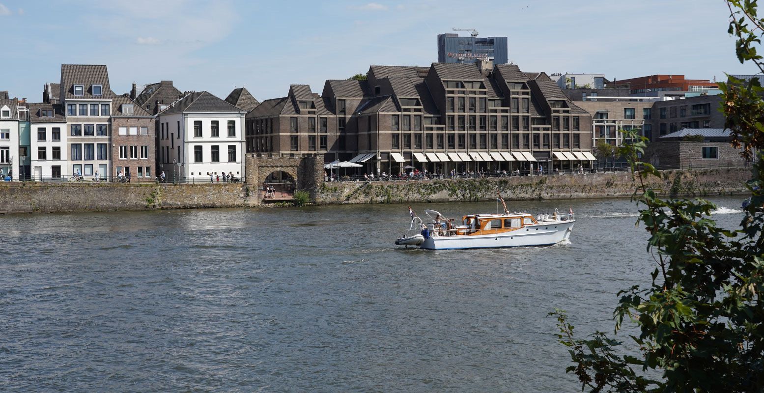 Ontdek Maastricht vanaf het water. Foto: André Löwenthal