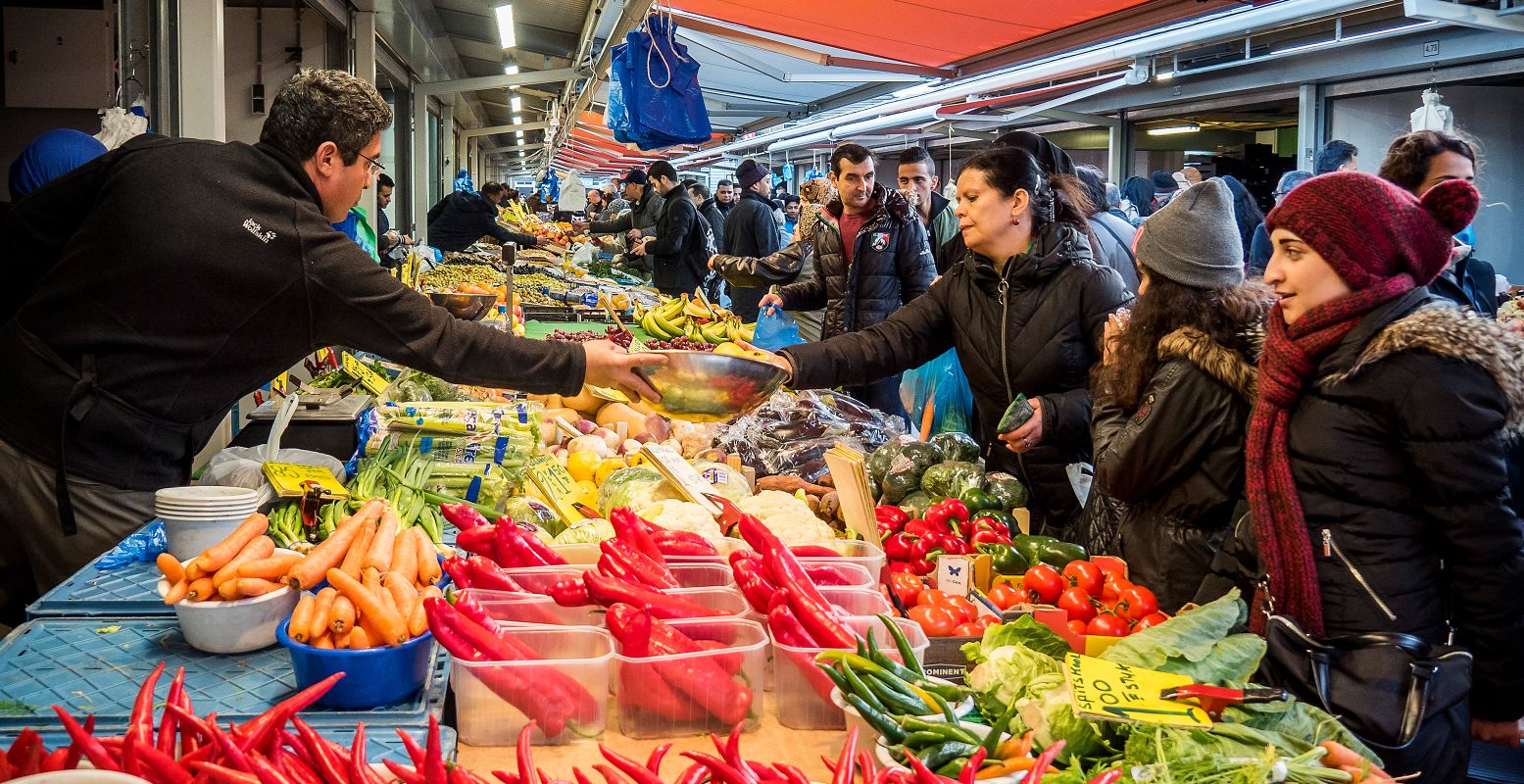 Doe je boodschappen een keer op De Haagse Markt. Foto: © The Hague & Partners