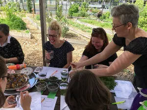 Volg eens een workshop bij Rotterdamse Munt. Foto: Patty Kluytmans