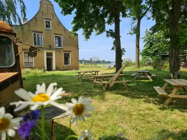 Hoeve Waterrijk. Foto: Ribbelbus