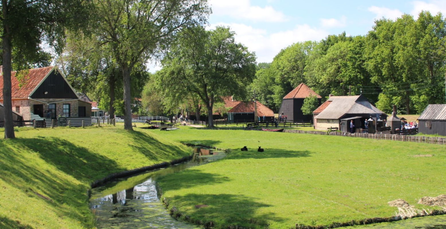 Een gedeelte van het buitenmuseum in het Zuiderzeemuseum in Enkhuizen. Foto: DagjeWeg.NL, Coby Boschma.