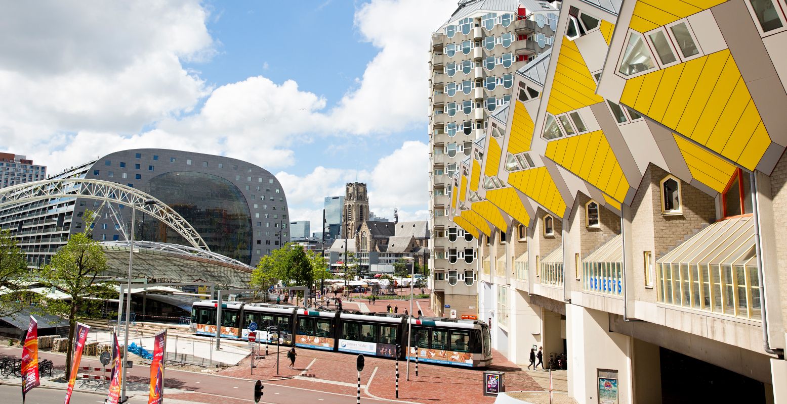 Ontdek het centrum van Rotterdam op een heel andere manier met een zintuiglijke ervaringswandeling. Foto: Rotterdam Make It Happen © Iris van den Broek