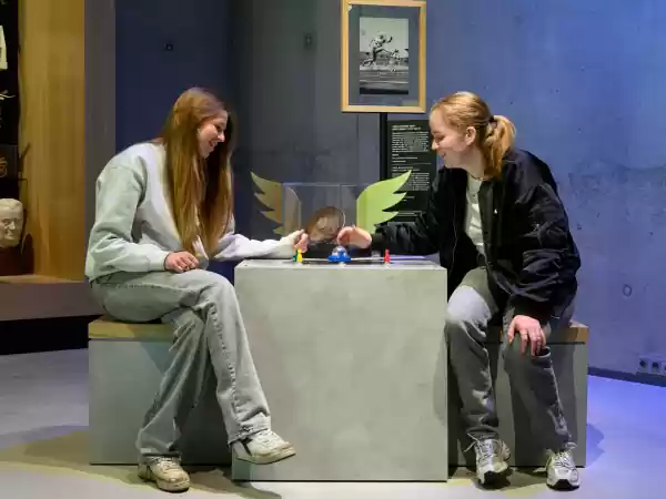 Met spelletjes wordt de geschiedenis nog leuker. Foto: Cruquius Museum