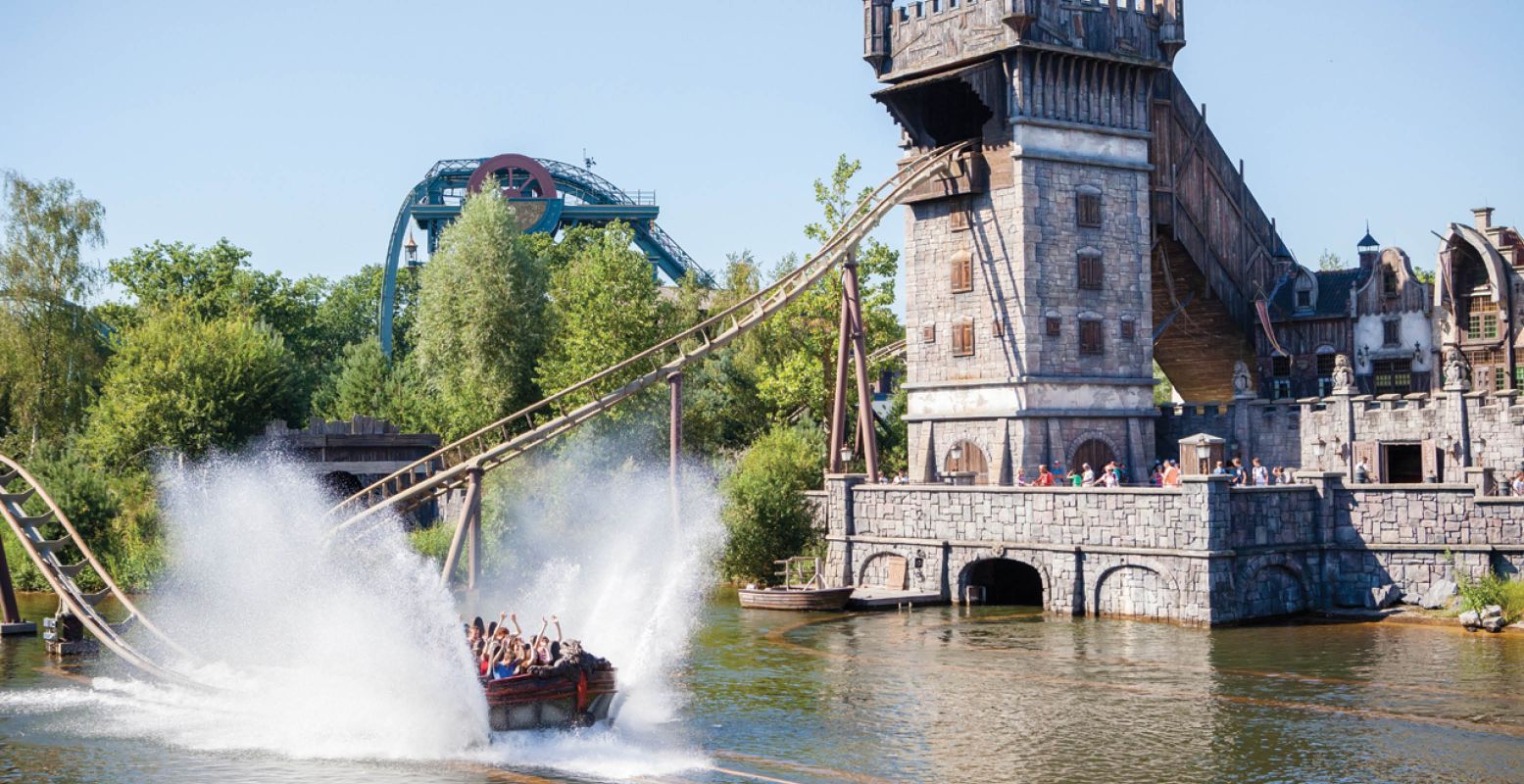 Plons in het water in de Vliegende Hollander. Foto: De Efteling © Marijn de Wijs Photography