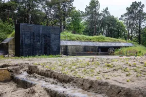 Kleine rondleiding in Biberbunker Oostvoorne Foto geüpload door gebruiker Waterlinie Evenement