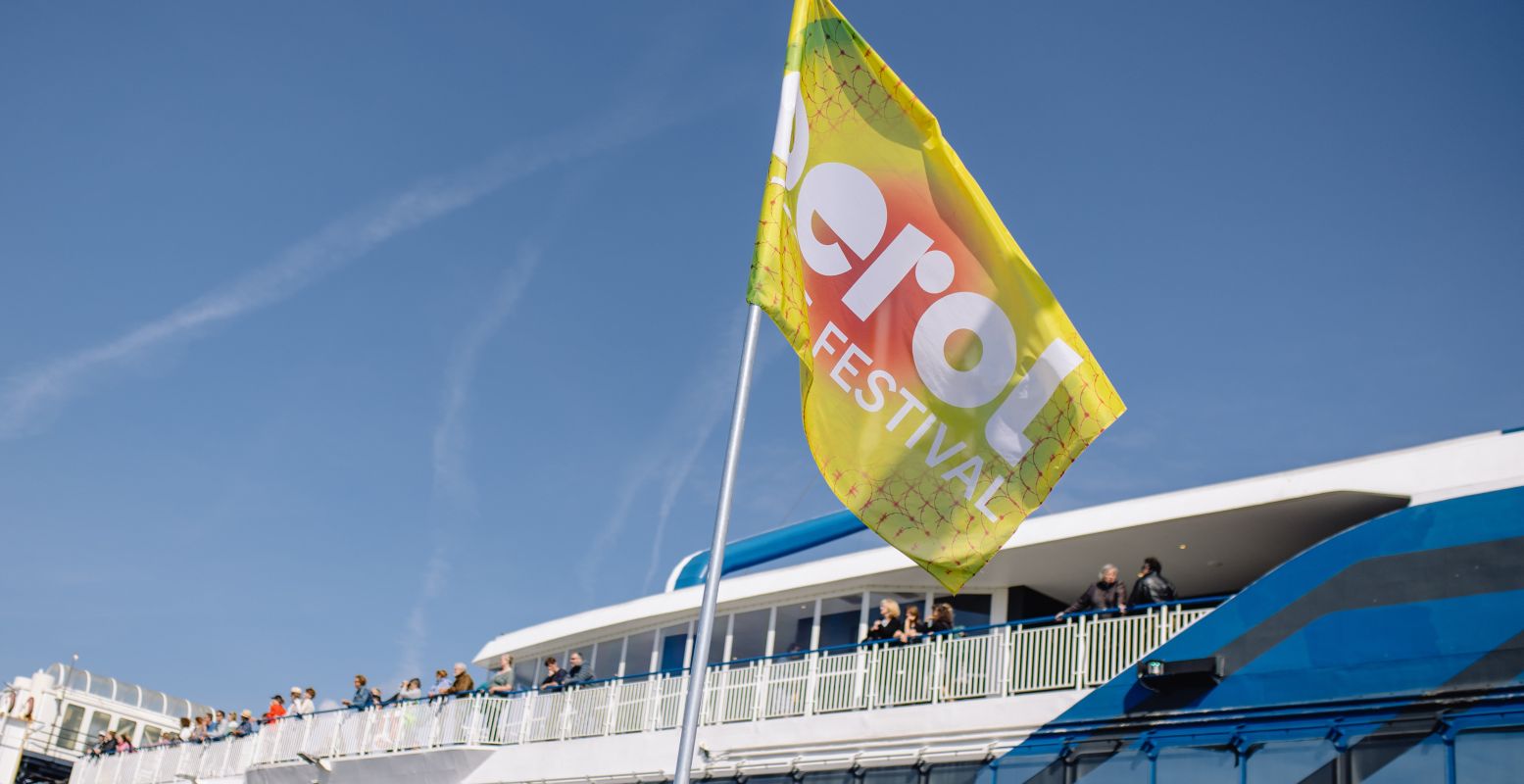 Stap dit weekend op de boot naar Terschelling om te genieten van Oerol. Foto: © Marleen Annema