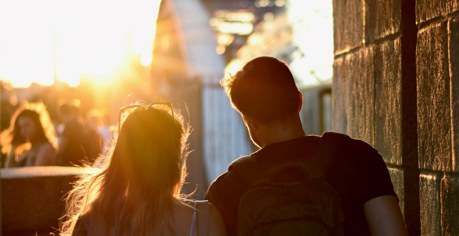 Geniet van een romantische zomer met je geliefde en ga op date tot in de late uurtjes. Foto: Anatoly Ramonov via Unsplash Geniet van een romantische zomer met je geliefde en ga op date tot in de late uurtjes. Foto: Anatoly Ramonov via Unsplash