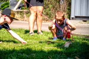 Sportproductions Kinderen vermaken zich uitstekend. Foto: Sportproductions