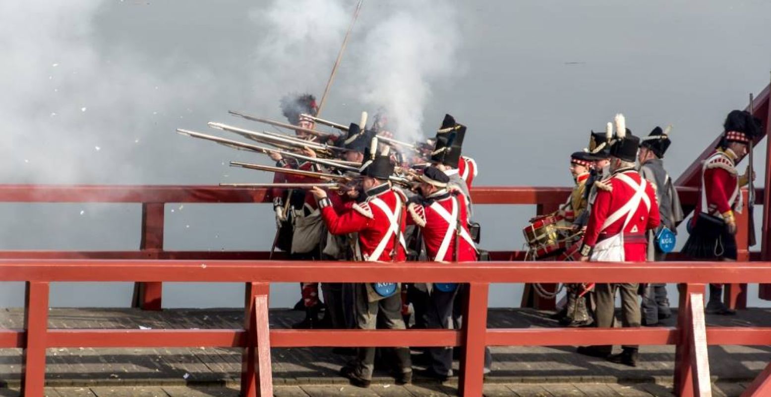 Wie wint het gevecht om de brug? Foto: Vesting Bourtange