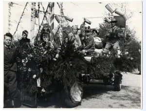 Hoofdbeeld (fotograaf onbekend uit het RHVCC) Tentoonstelling Bevrijding Hoofdbeeld (fotograaf onbekend uit het RHVCC) Tentoonstelling Bevrijding