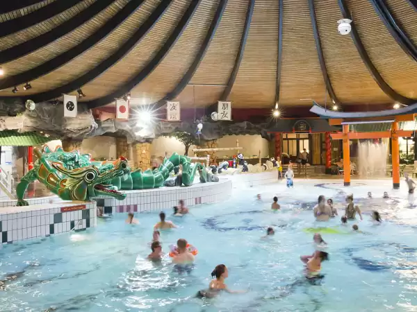 Subtropisch zwemparadijs met Chinees thema. Foto: De Bonte Wever