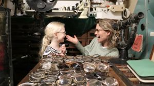 De opticien in het Oude Ambachten & Speelgoedmuseum Foto: Foto: Oude Ambachten & Speelgoedmuseum