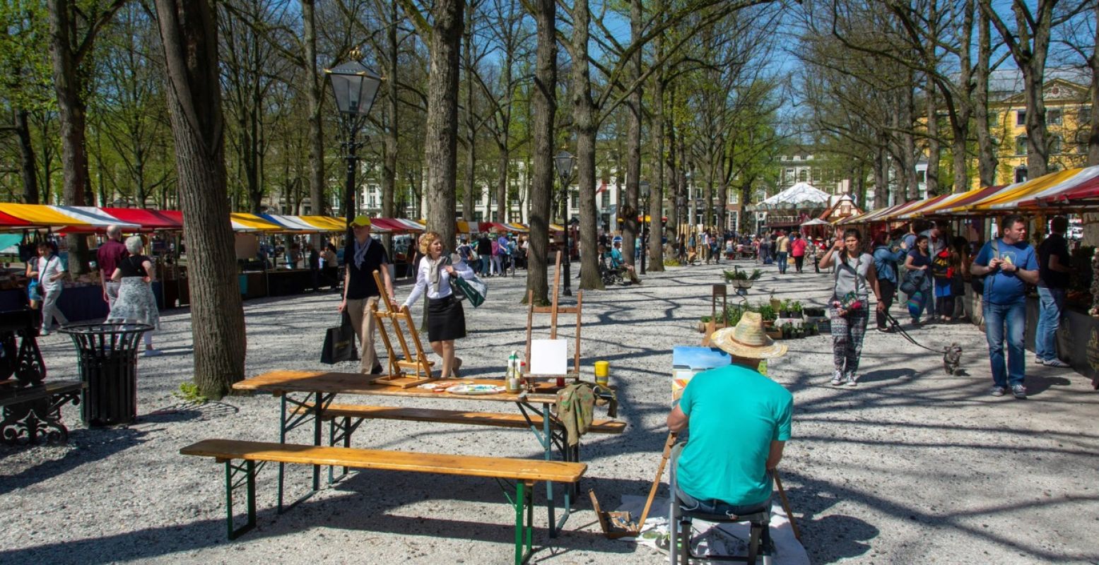 Sla je slag op een gezellige braderie, markt of fair. Foto: Pexels