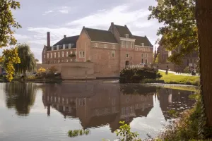 Kasteel Woerden Foto geüpload door gebruiker Stichting Liniebreed Ondernemen.