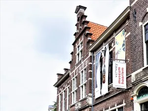 Verwey Museum Haarlem Ontdek de geschiedenis van Haarlem in het Verwey Museum. Foto: DagjeWeg.NL