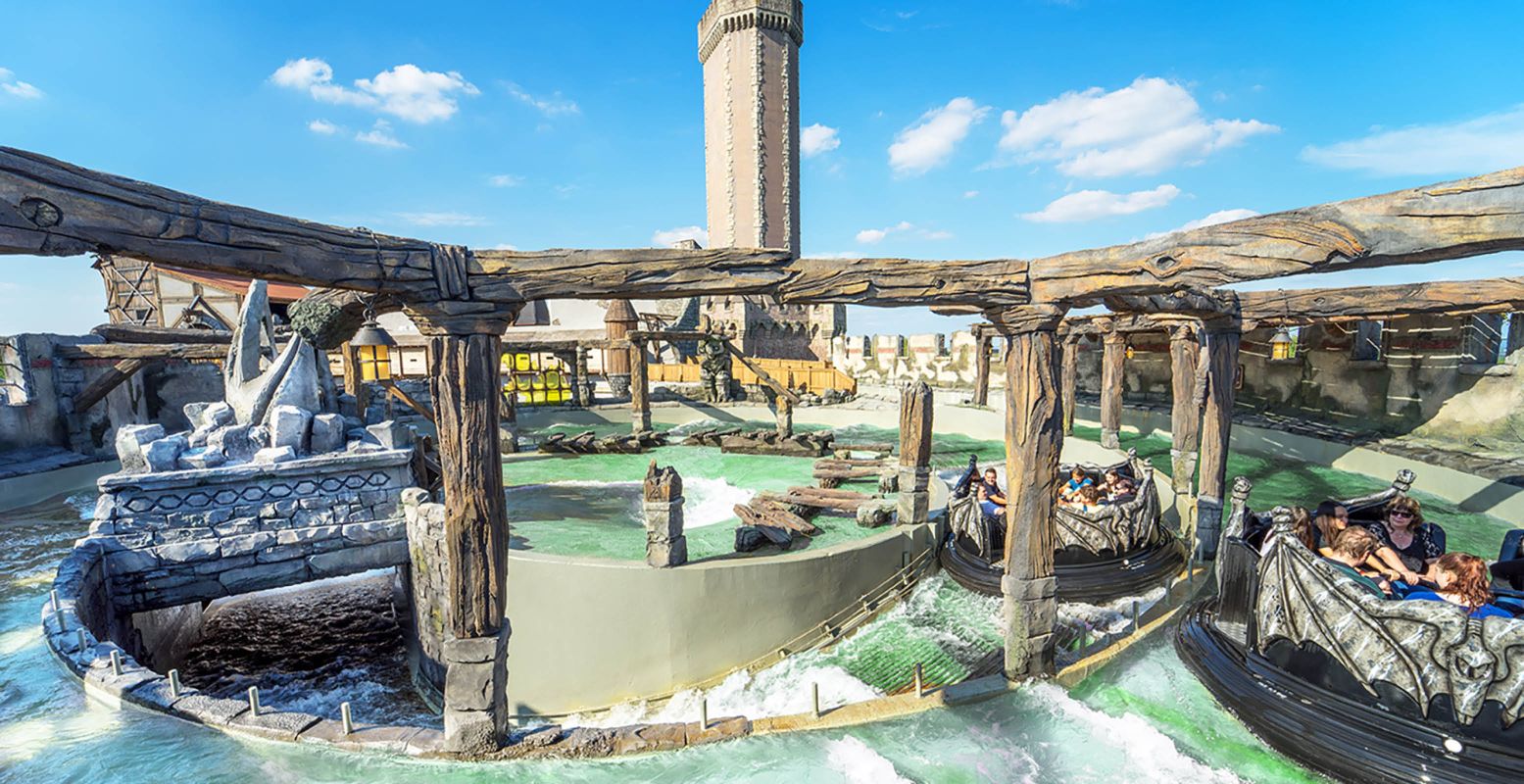 Overwin de rivieren van Phantasialand. Foto: © Phantasialand