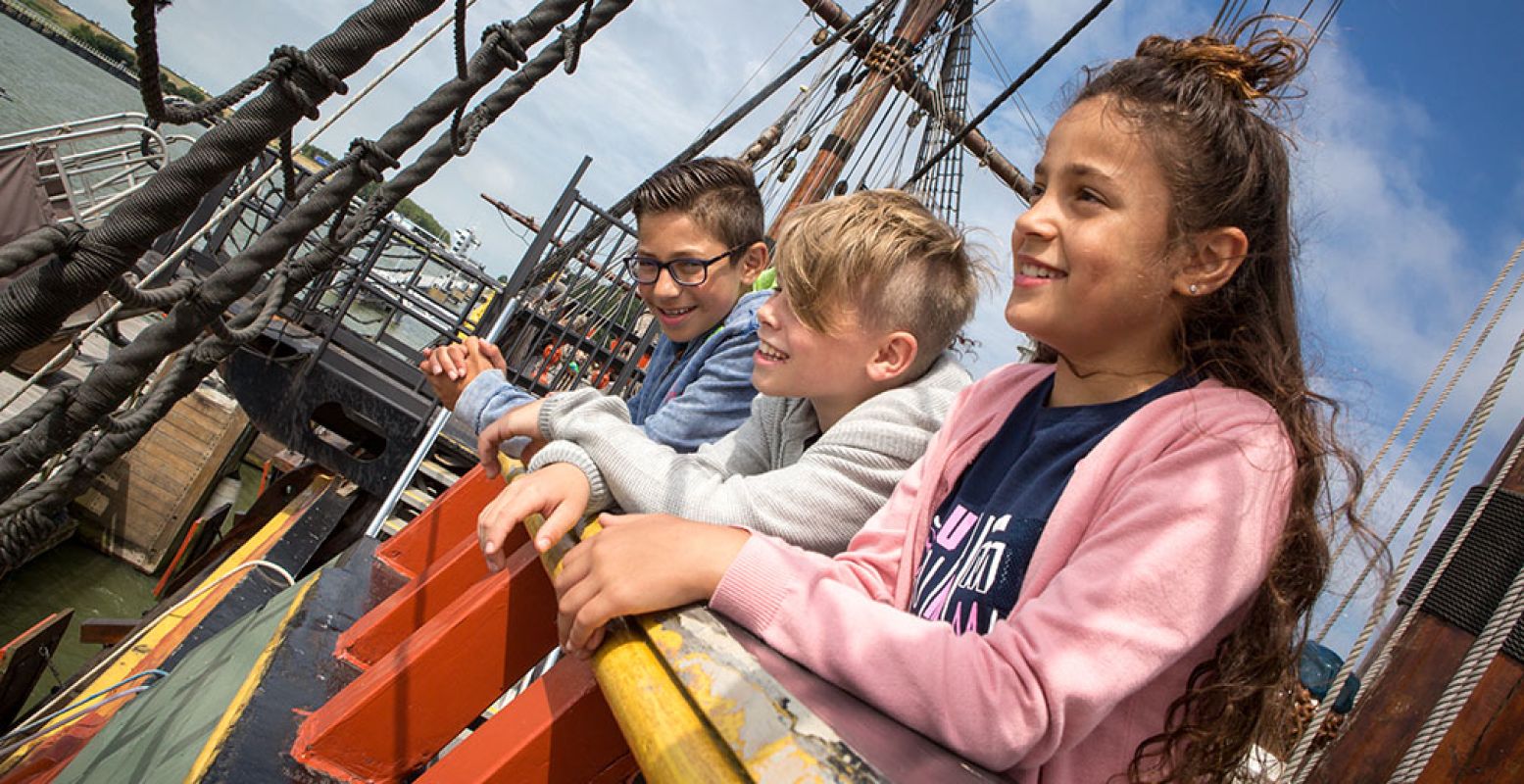 Stap aan boord van VOC-schip De Batavia! Foto: Batavialand