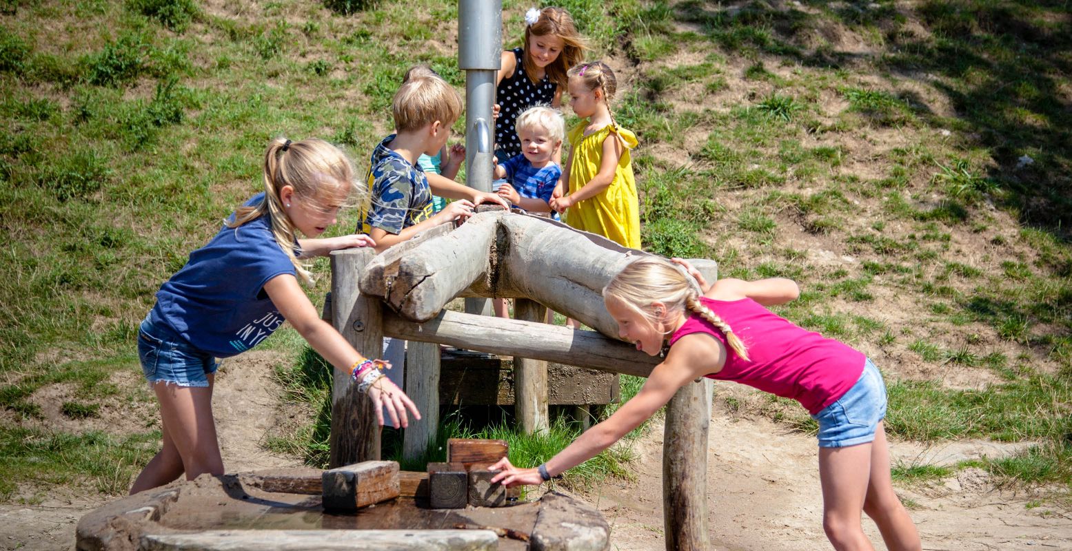 De speeltuin zorgt voor uren speelplezier! Foto: GeoFort