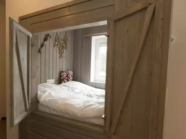 Knus overnachten in een bedstee. Foto: Slagharen. Knus overnachten in een bedstee. Foto: Slagharen.
