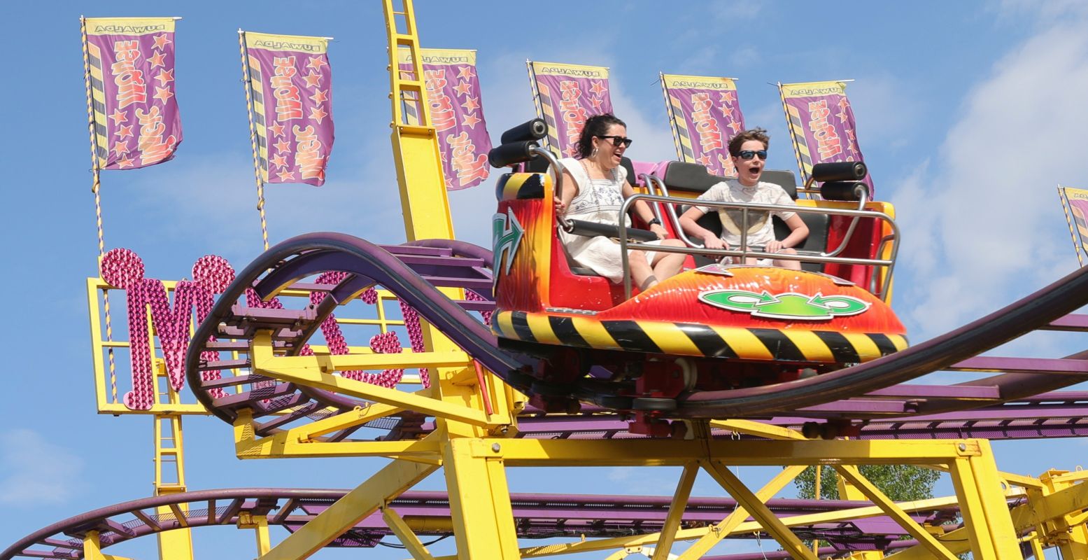 Geniet van maar liefst 36 attracties op de jaarlijkse Pinksterkermis in Almere Centrum. Foto: Visit Almere © Fred Rotgans Geniet van maar liefst 36 attracties op de jaarlijkse Pinksterkermis in Almere Centrum. Foto: Visit Almere © Fred Rotgans