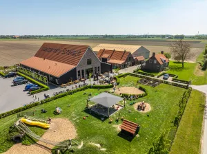 Benefiet Tour Walcheren Foto: Mesu, Kaasboerderij Schellach tussen Middelburg en Gapinge
