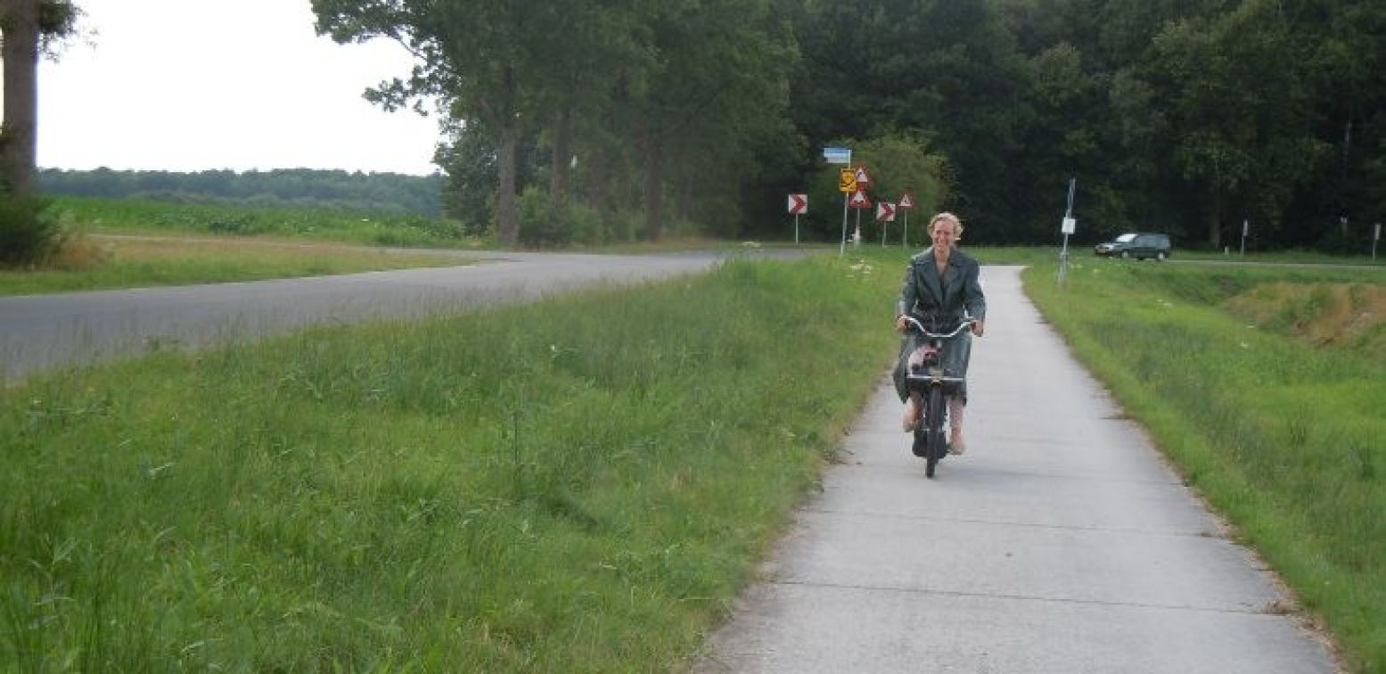 Met de solex op pad! Foto: DagjeWeg.NL.