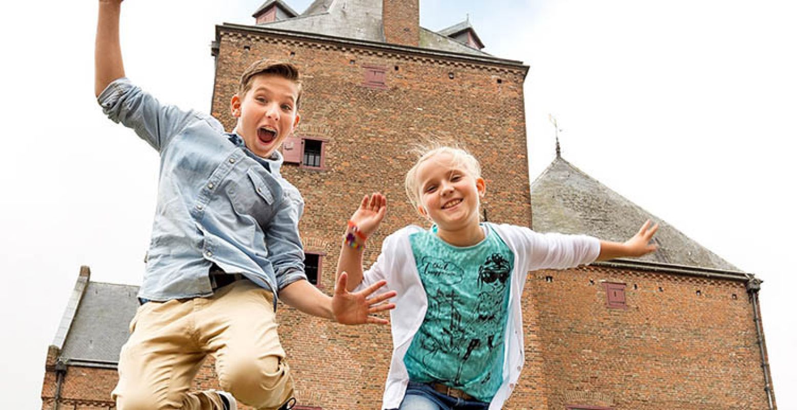 Op zaterdag 30 april staat Slot Loevestein in het teken van kinderboeken! Foto: Slot Loevestein.