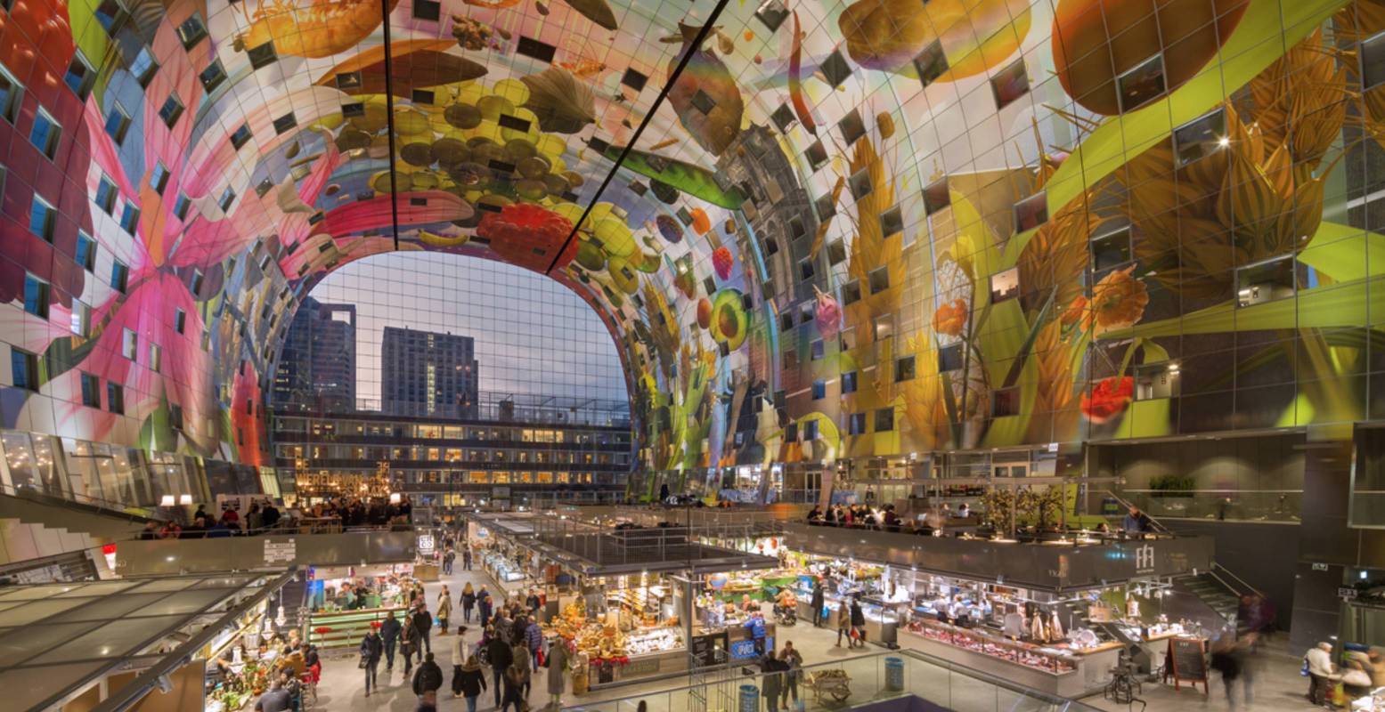 Zoveel te zien in de enorme Markthal van Rotterdam. Foto: Rotterdam Make It Happen © Ossip van Duivenbode