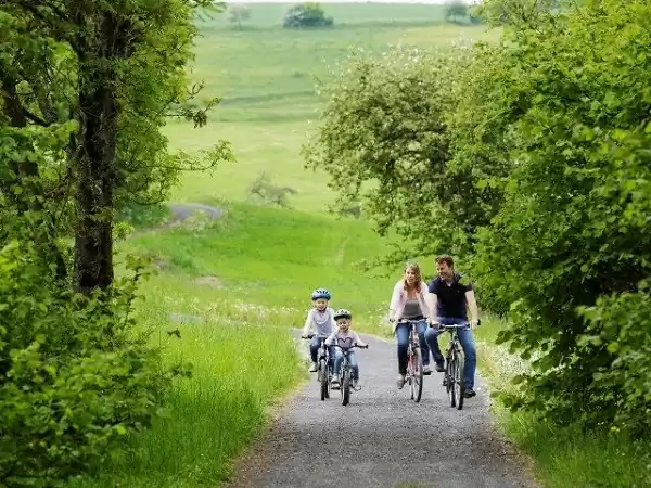 Eindeloze mogelijkheden tot fietsen.