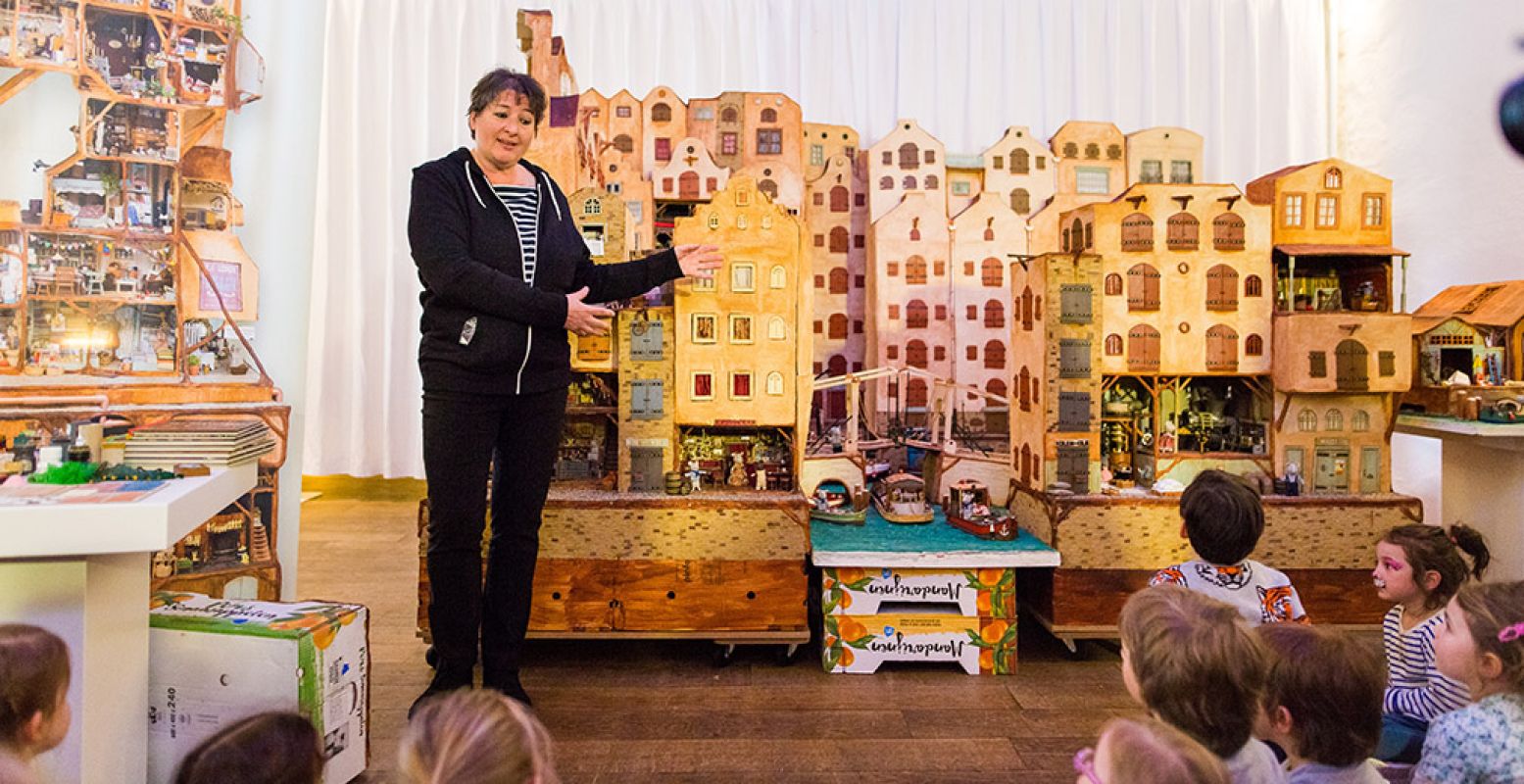 Doe mee aan leuke activiteiten en bezoek in het paasweekend de theatervoorstelling van Het Muizenhuis. Foto: Het Scheepvaartmuseum.