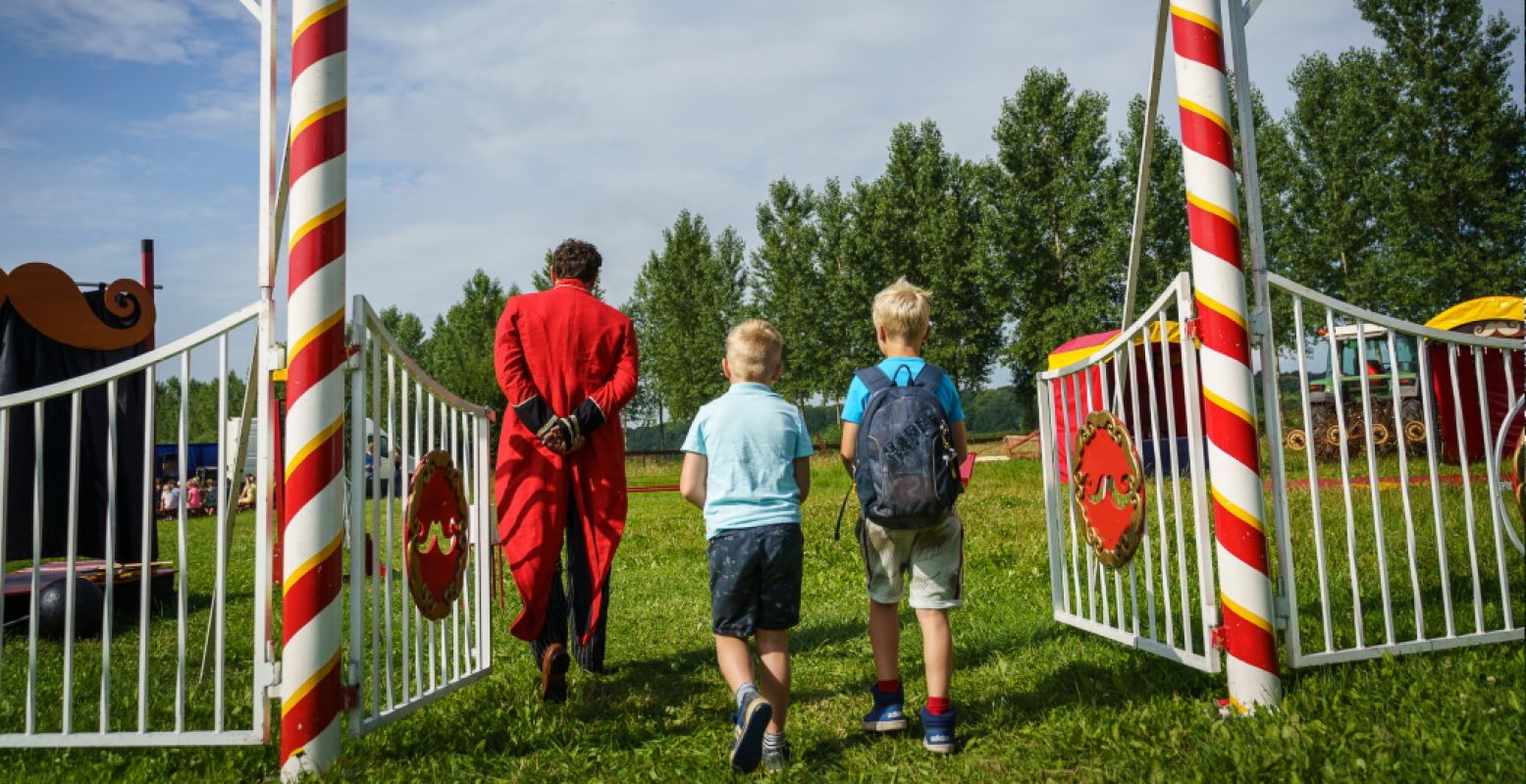 Welkom bij Cirque Moustache! Foto: Circus Snor