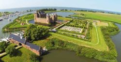 Van Muiderslot tot Bommelstein: bekijk middeleeuwse droomkastelen