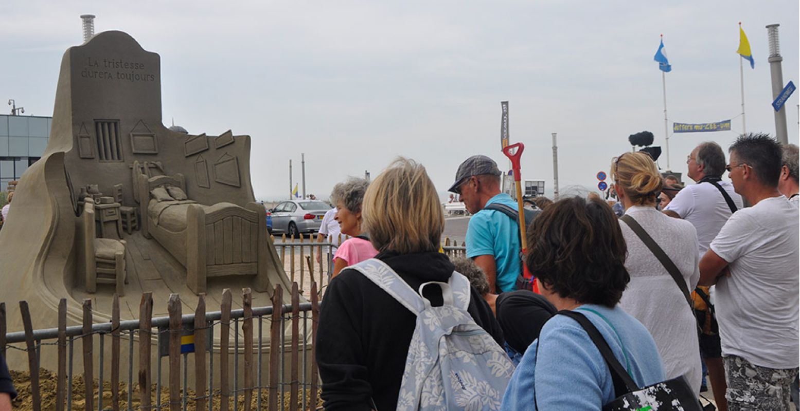Het EK Zandsculpturen in Zandvoort trekt elk jaar veel mensen. Foto: Marcel Elsjan of Wipper / Zandacademie