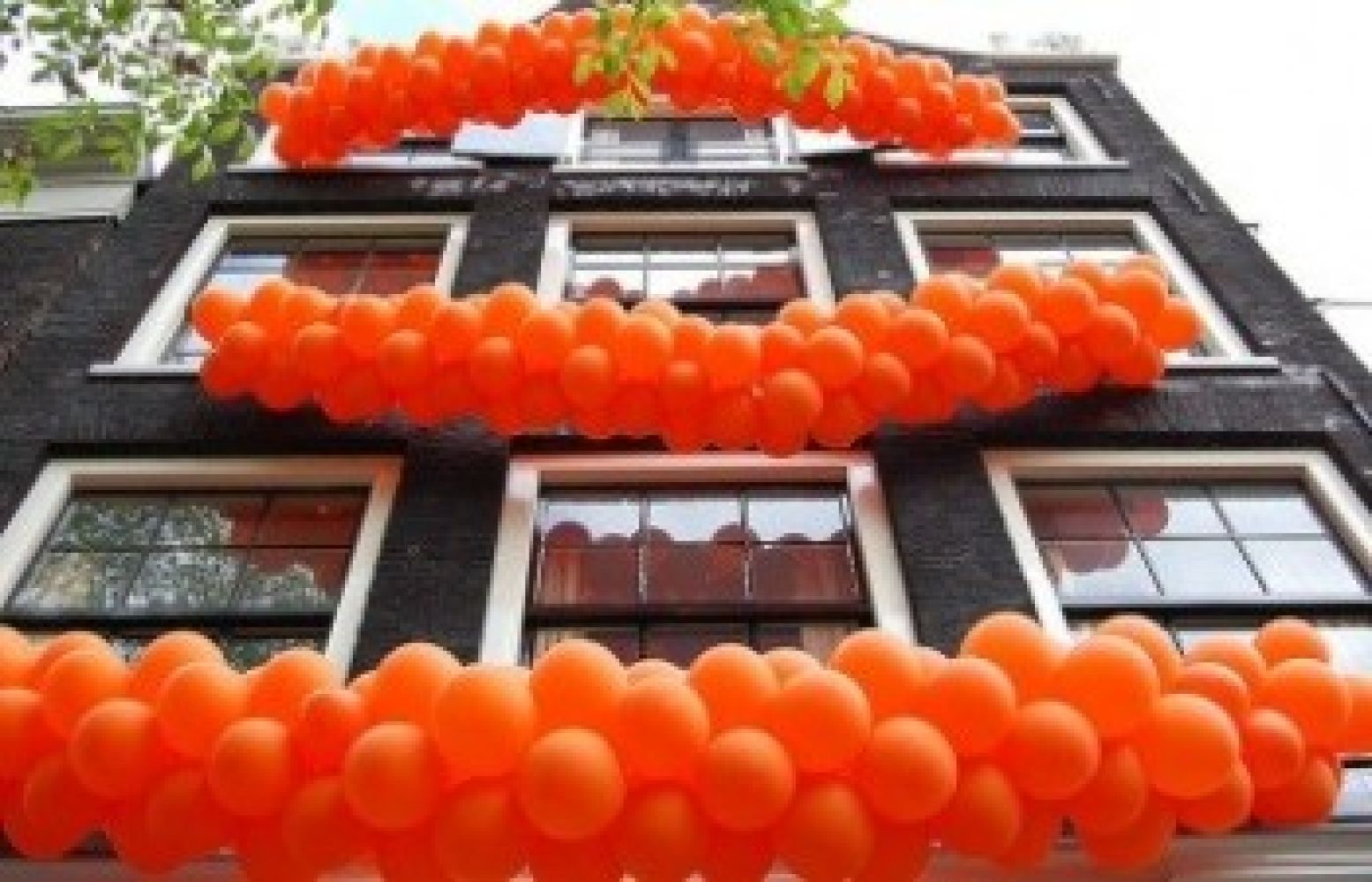 Hijs de vlaggen, versier de gevels. De tweede Koningsdag staat op de stoep! Foto:  Flickr/EDieters   CC BY-ND 2.0 