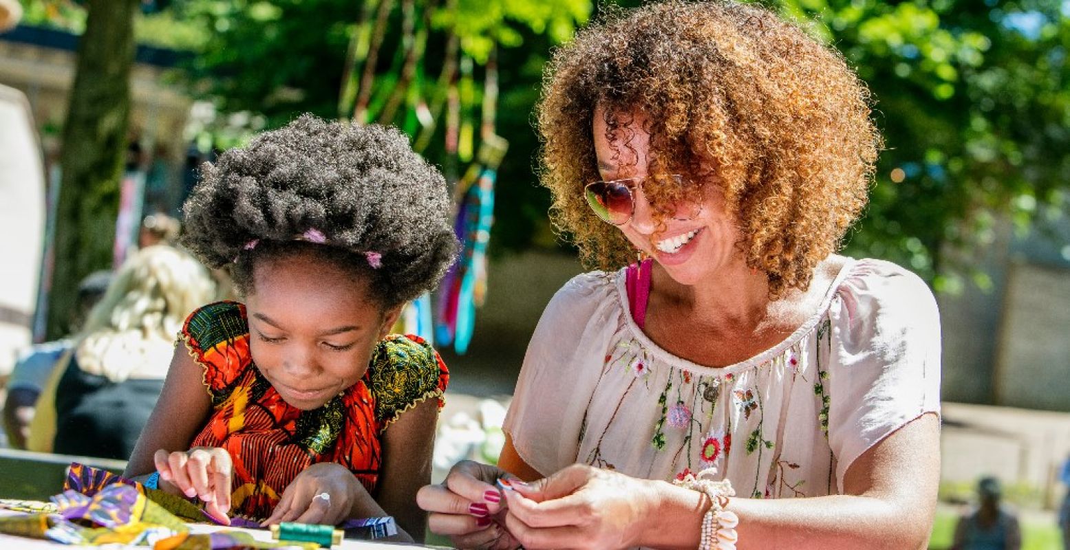 Geniet samen met de kinderen van het AFRICA NOW festival in het Afrika Museum. Foto: Afrika Museum